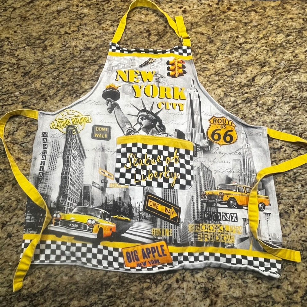 New York City Apron Yellow Taxi Statue of Liberty Big Apple Souvenir